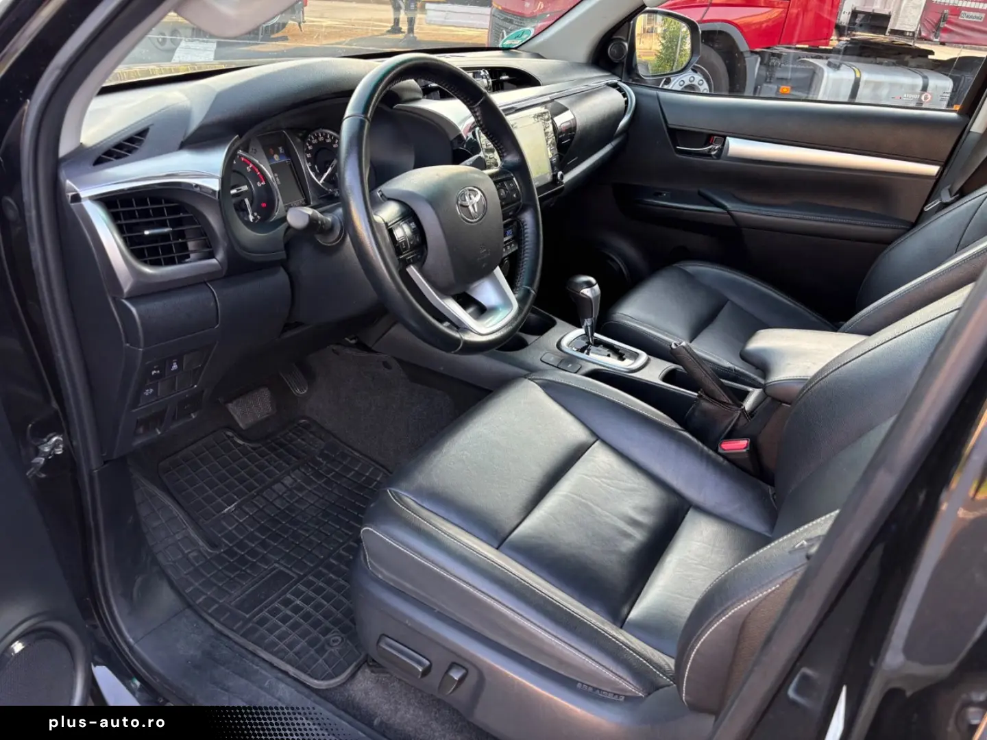 TOYOTA Hilux Double Cab Executive 4x4 AHK KAMERA NAVI