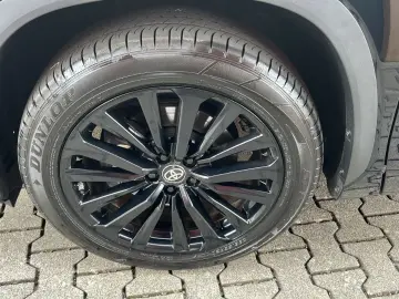 TOYOTA Highlander Hybrid Luxury AWD ( 7 Sitzplätze )
