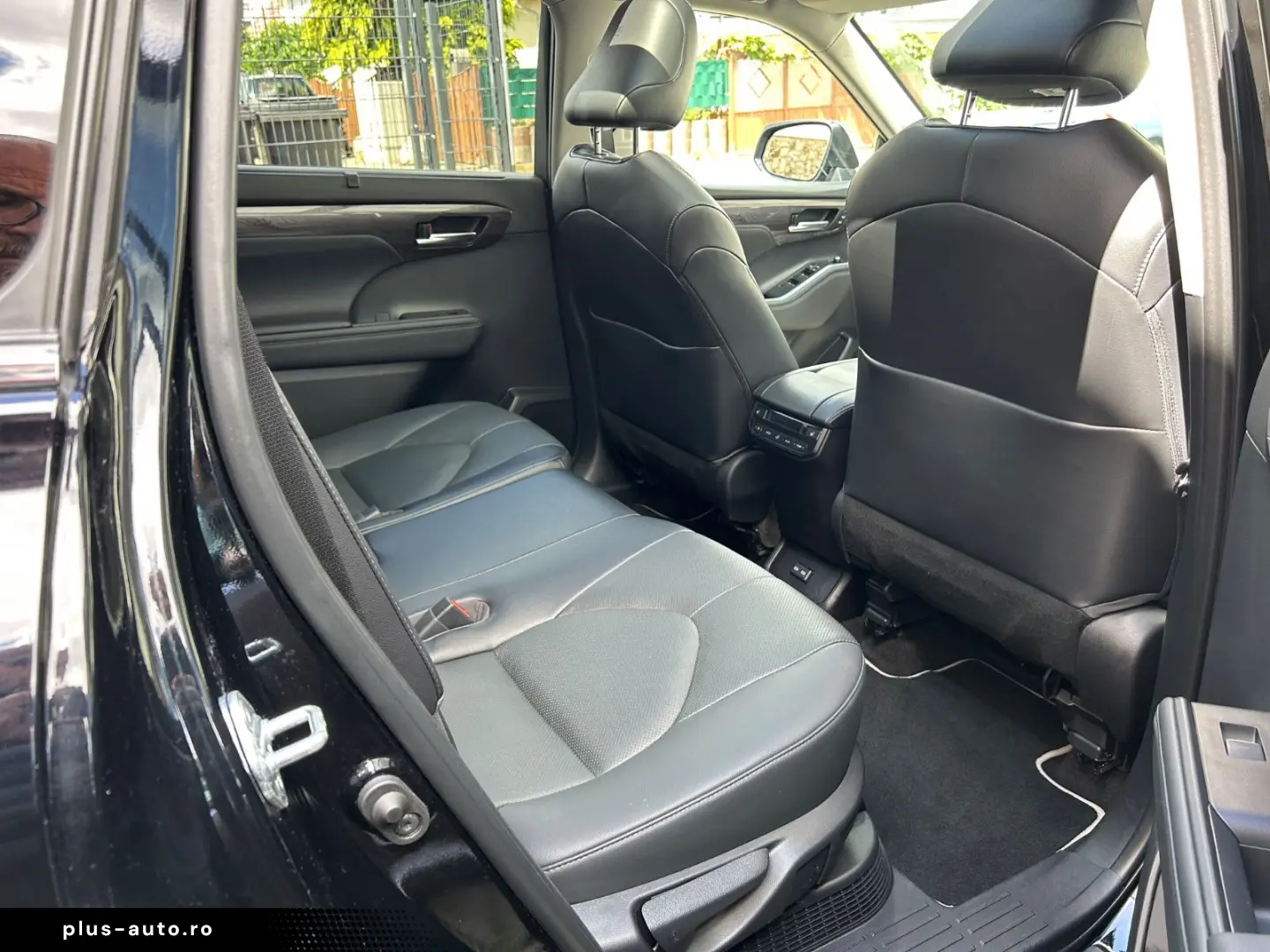 TOYOTA Highlander Hybrid Luxury AWD ( 7 Sitzplätze )