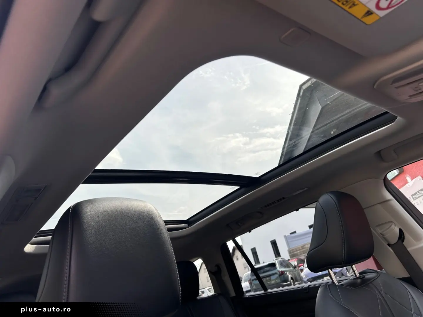TOYOTA Highlander Hybrid Luxury AWD ( 7 Sitzplätze )