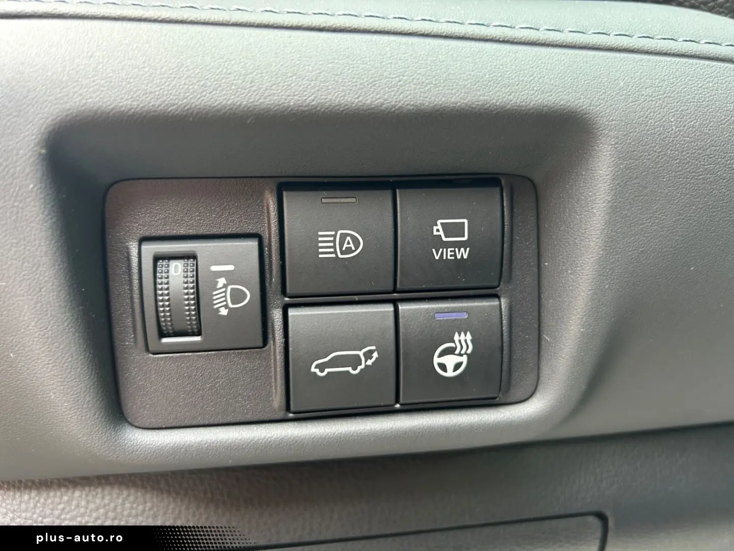 TOYOTA Highlander Hybrid Luxury AWD ( 7 Sitzplätze )