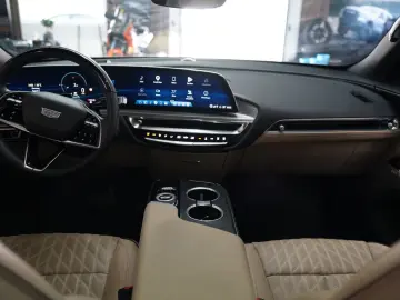 CADILLAC LYRIQ Sport AWD