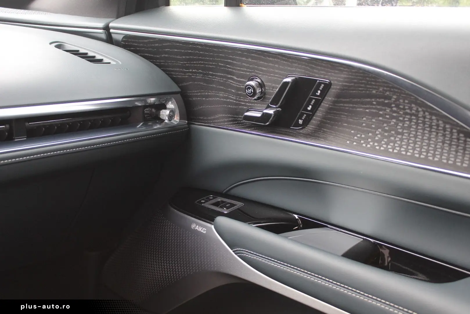 CADILLAC LYRIQ Sport 600  AWD - Black Edition