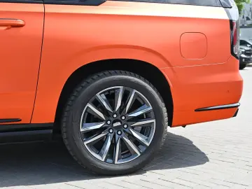 CADILLAC Escalade 6 2l Sport Platinum ESV Nachtsicht LPG