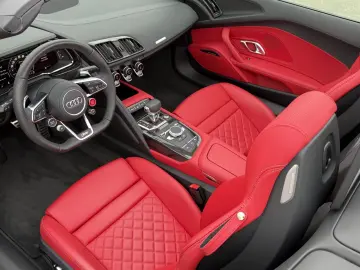 Audi R8 Spyder 5.2 FSI quat perfm. 1. Hd MwSt 3x Carbo