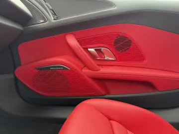 Audi R8 Spyder 5.2 FSI quat perfm. 1. Hd MwSt 3x Carbo