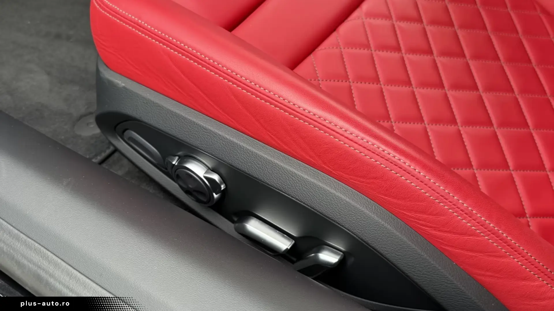 Audi R8 Spyder 5.2 FSI quat perfm. 1. Hd MwSt 3x Carbo