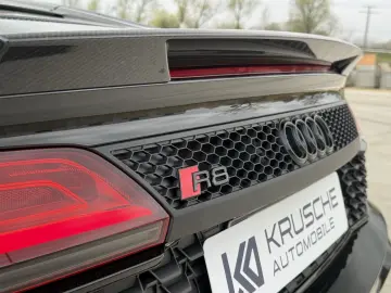 Audi R8 Spyder 5.2 FSI quat perfm. 1. Hd MwSt 3x Carbo