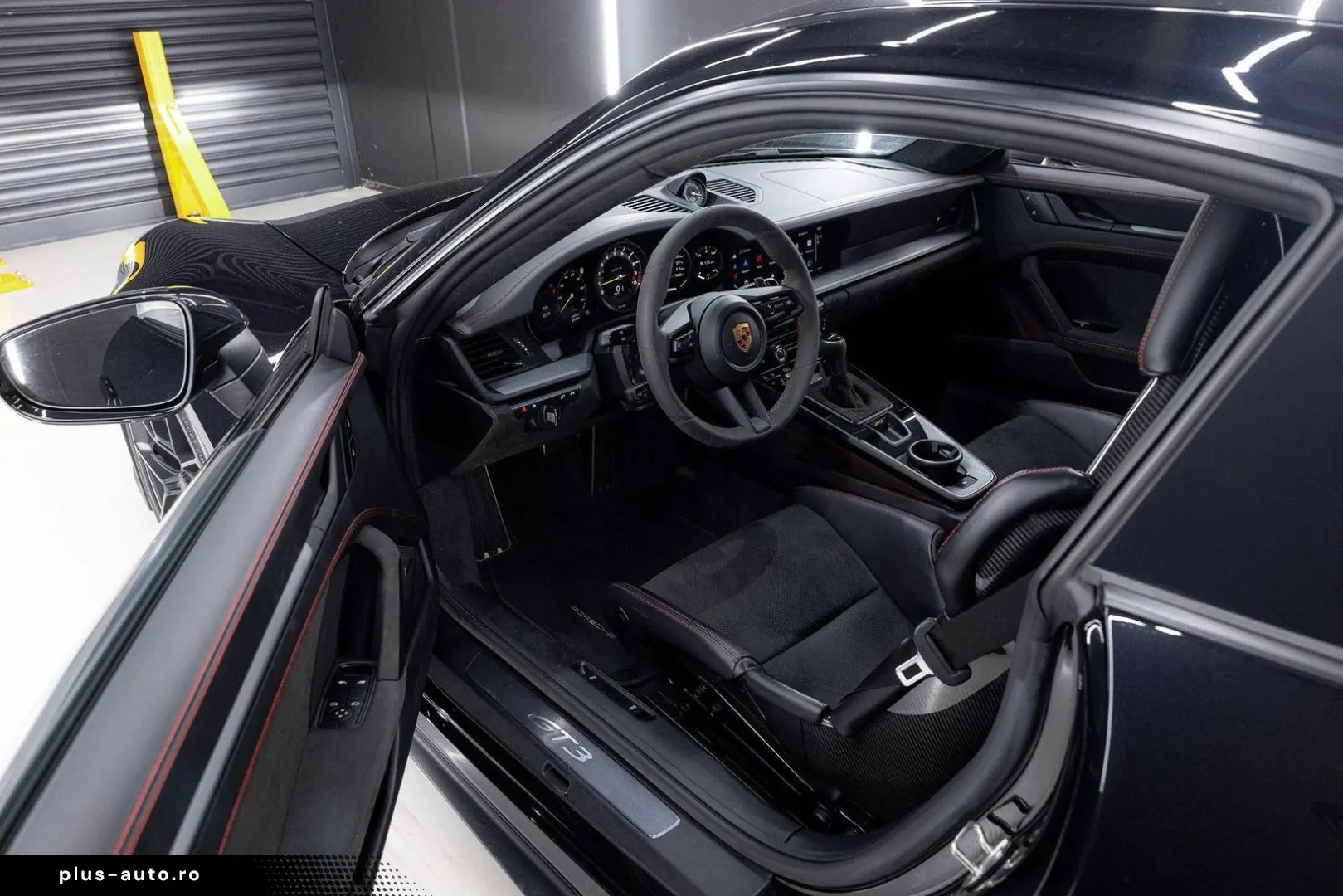 PORSCHE 992 992 GT3 LIFT   PDLS   CARBON SEATS   CLUBSPO