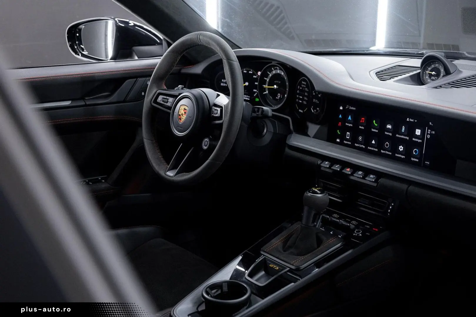 PORSCHE 992 992 GT3 LIFT   PDLS   CARBON SEATS   CLUBSPO