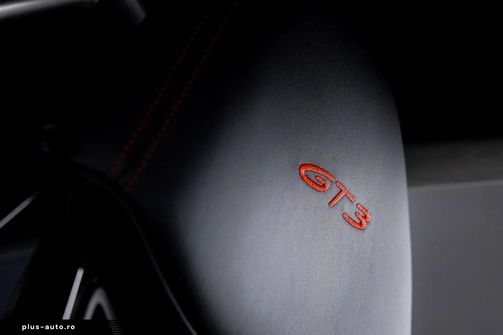 PORSCHE 992 992 GT3 LIFT   PDLS   CARBON SEATS   CLUBSPO