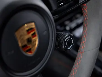 PORSCHE 992 992 GT3 LIFT   PDLS   CARBON SEATS   CLUBSPO