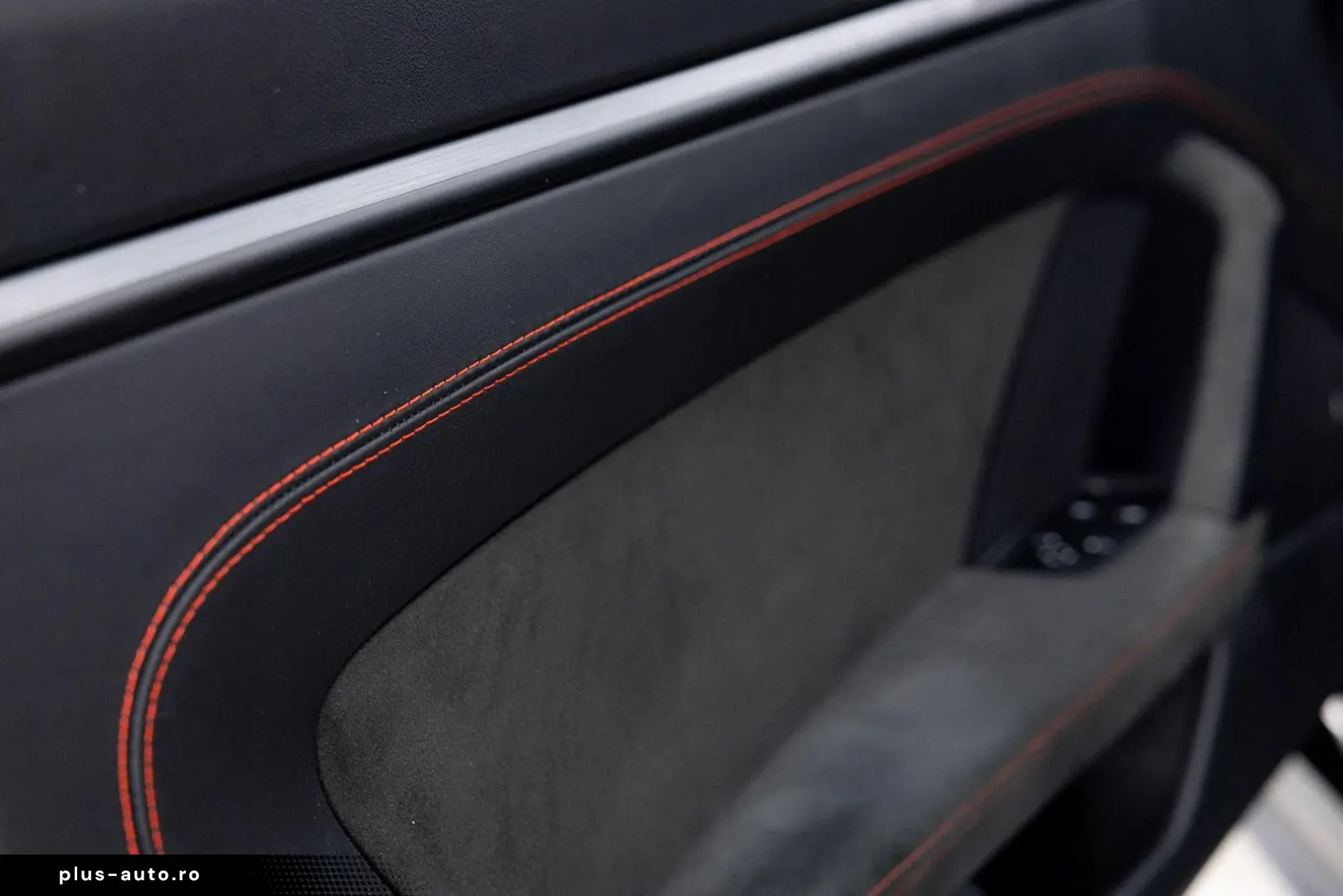 PORSCHE 992 992 GT3 LIFT   PDLS   CARBON SEATS   CLUBSPO
