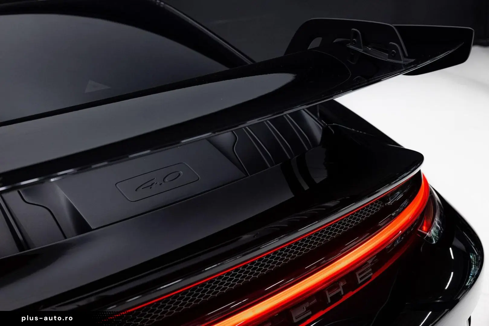 PORSCHE 992 992 GT3 LIFT   PDLS   CARBON SEATS   CLUBSPO