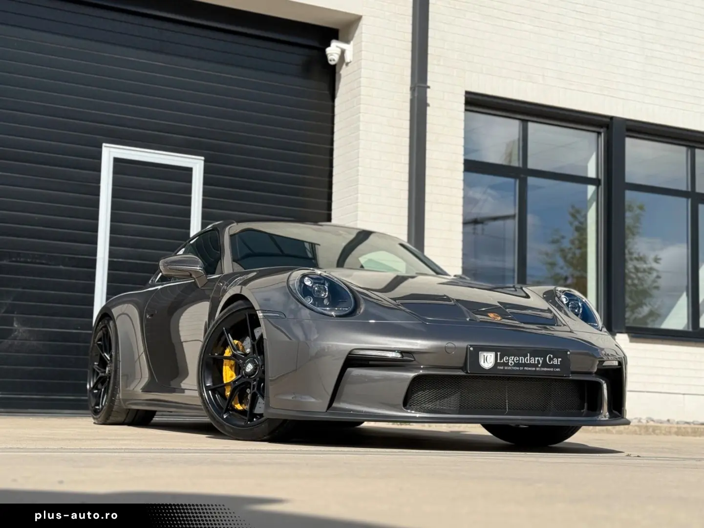 PORSCHE 992 GT3  Touring   6-Speed MANUAL !!