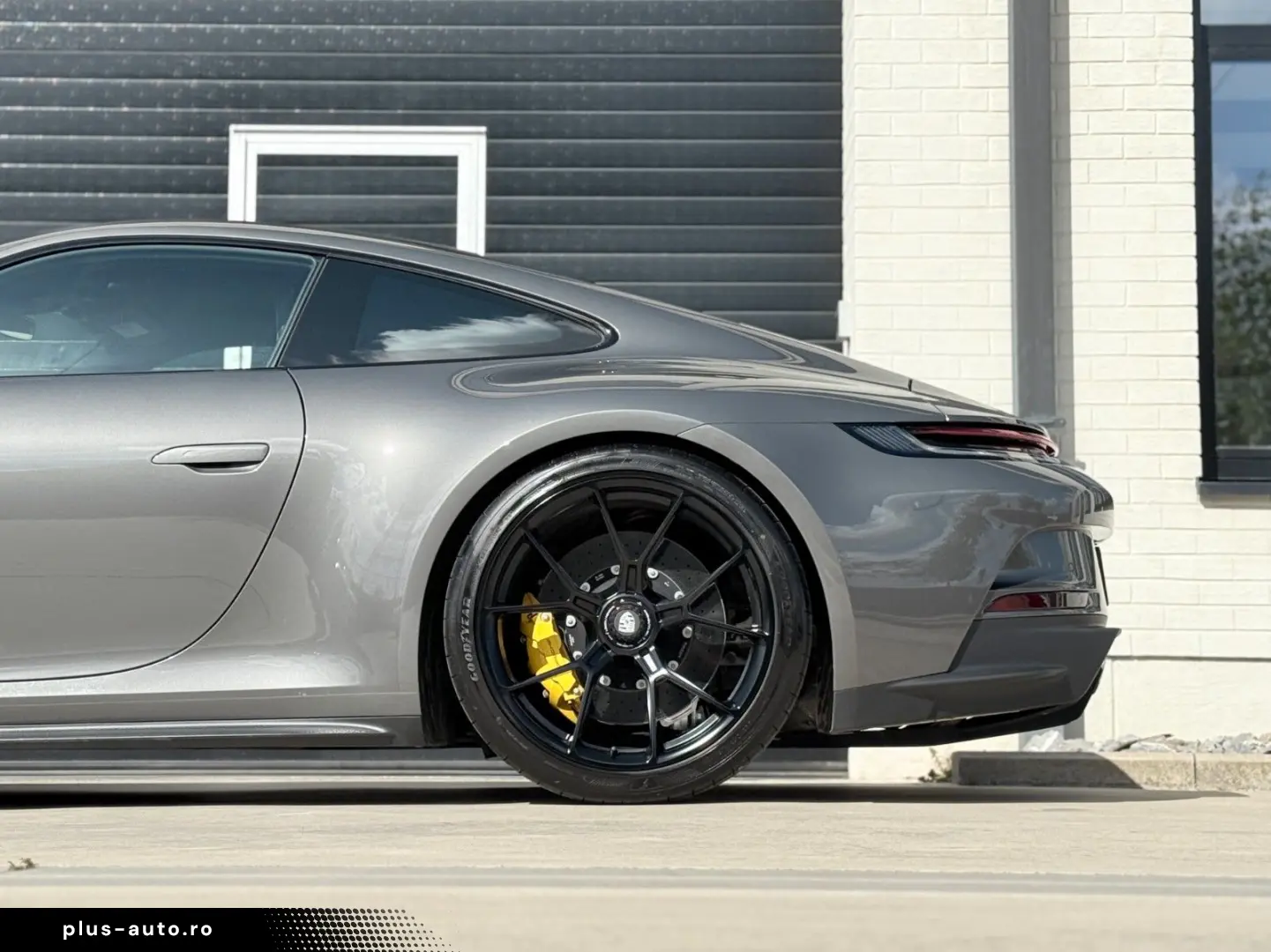 PORSCHE 992 GT3  Touring   6-Speed MANUAL !!