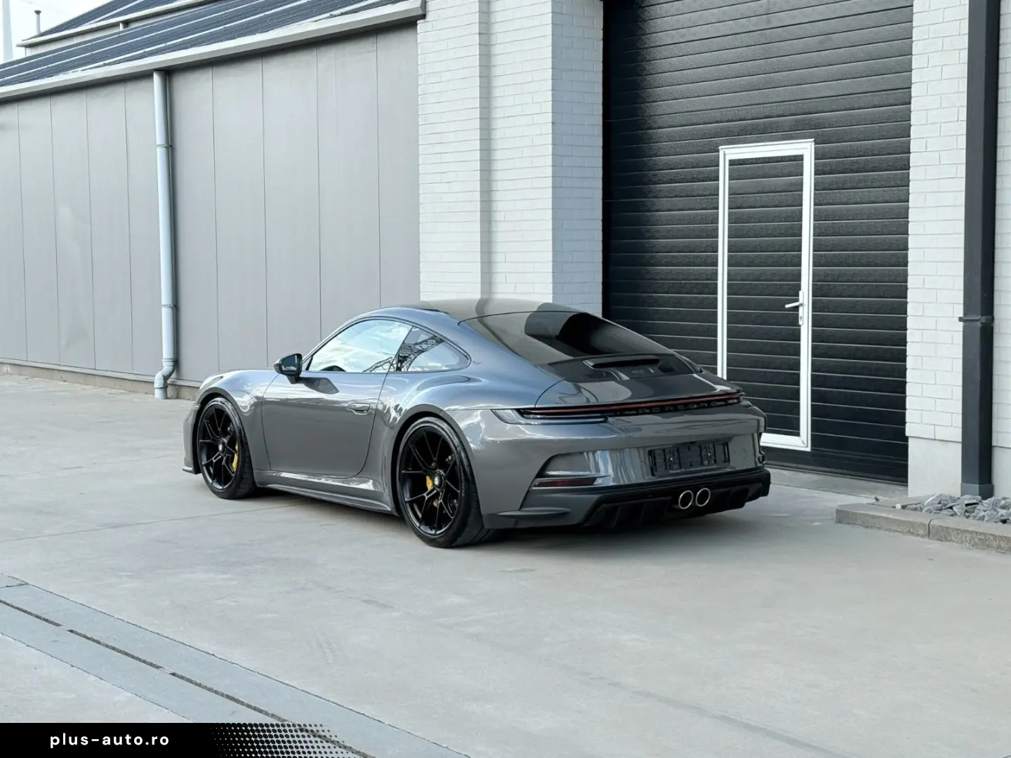 PORSCHE 992 GT3  Touring   6-Speed MANUAL !!