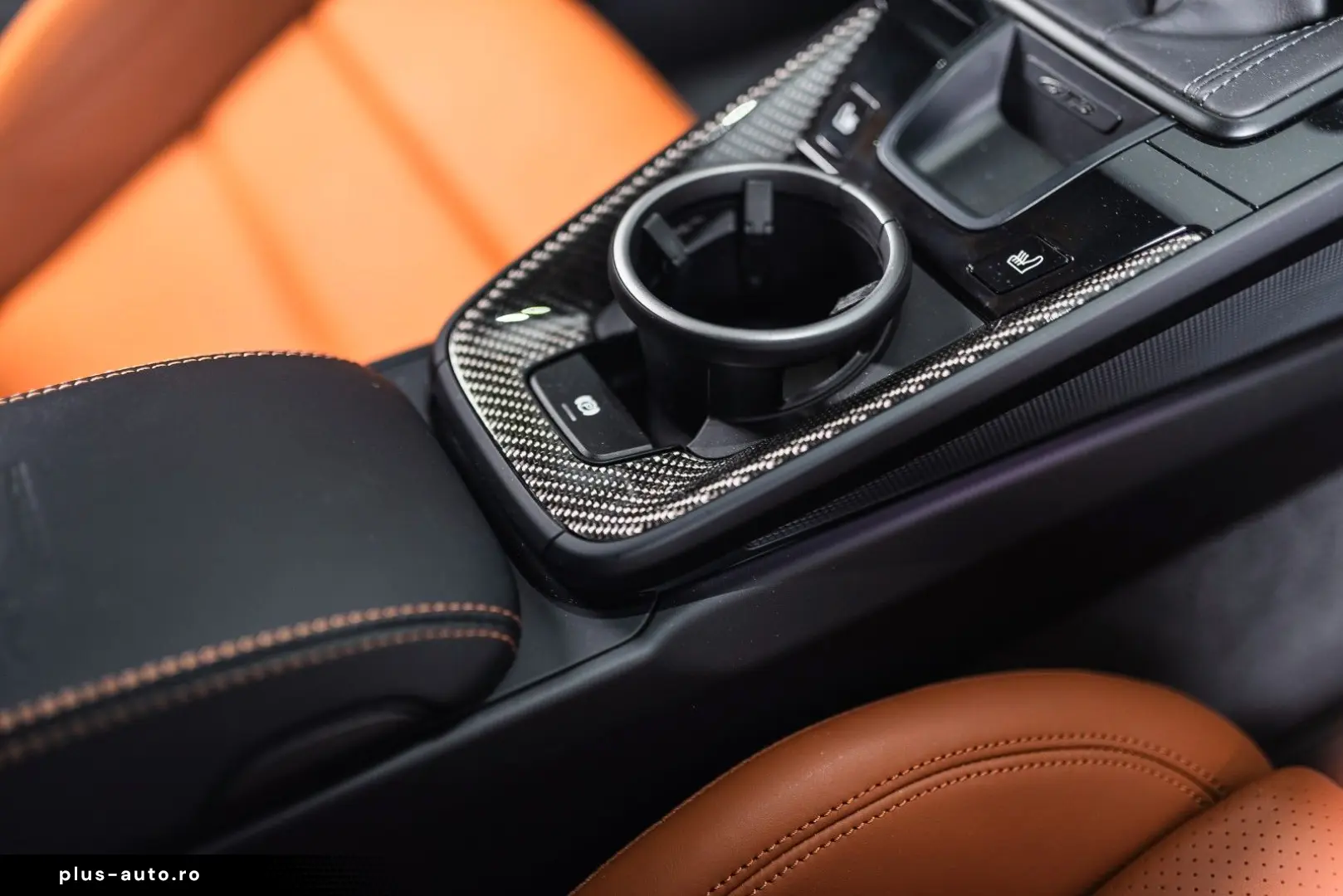 PORSCHE 992 GT3 Touring - Lift  BOSE  Carbon  Exclusive