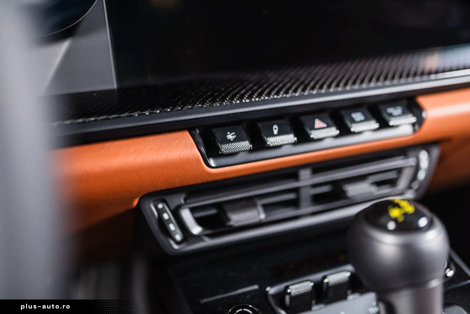 PORSCHE 992 GT3 Touring - Lift  BOSE  Carbon  Exclusive