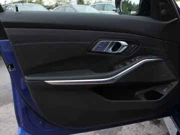BMW M3 xDrive Competition ACC Navi Head-up CarPla...