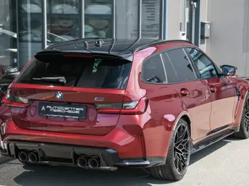 BMW M3 Touring xDrive Competition HUD  Seat Ventilation