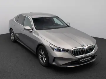 BMW 520d Kamera DAB Leder Ad.LED Alarm Sport 18Zoll