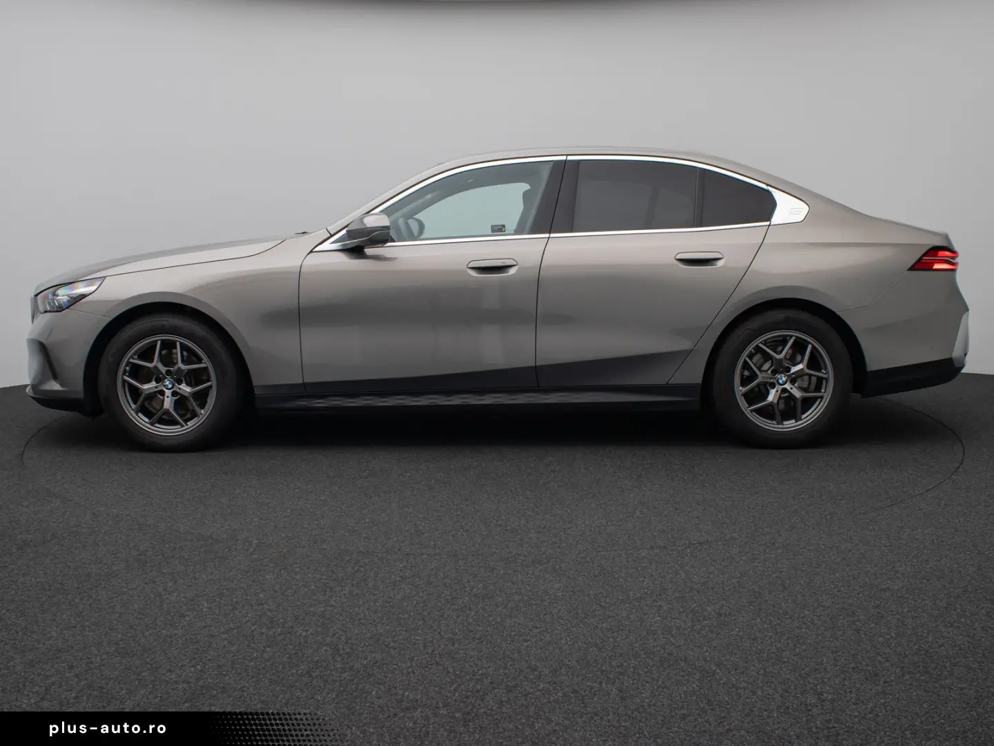BMW 520d Kamera DAB Leder Ad.LED Alarm Sport 18Zoll
