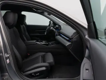 BMW 520d Kamera DAB Leder Ad.LED Alarm Sport 18Zoll