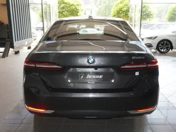 BMW 520 d LED HUD Gestik 360  H&K