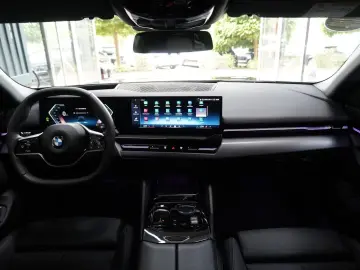BMW 520 d LED HUD Gestik 360  H&K