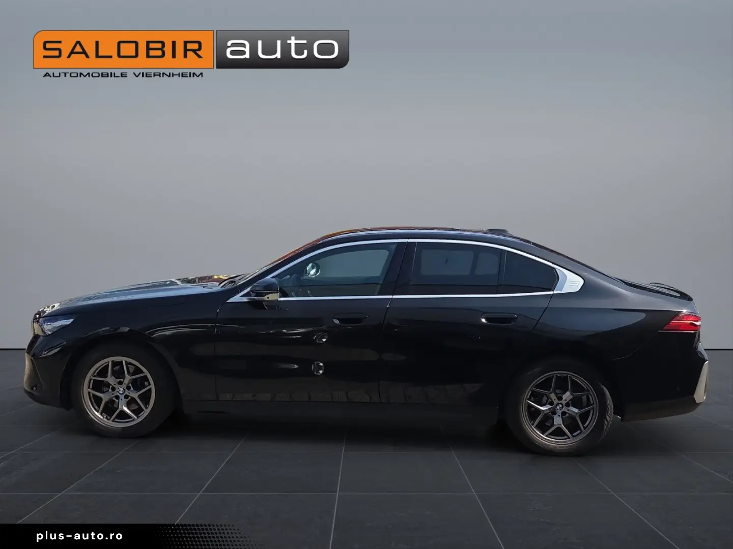 BMW 520d Limousine Leder Head up H&K 360  Virtual
