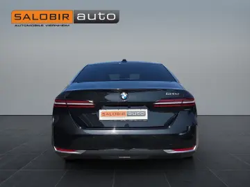BMW 520d Limousine Leder Head up H&K 360  Virtual