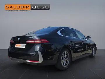 BMW 520d Limousine Leder Head up H&K 360  Virtual