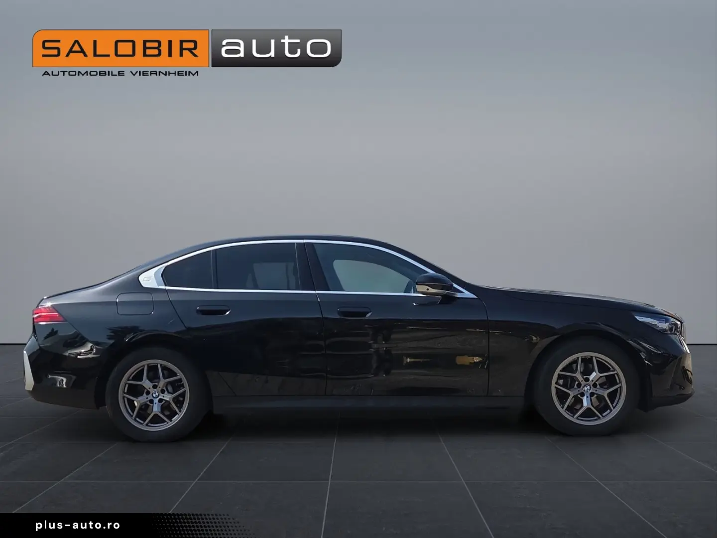 BMW 520d Limousine Leder Head up H&K 360  Virtual