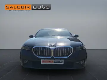 BMW 520d Limousine Leder Head up H&K 360  Virtual