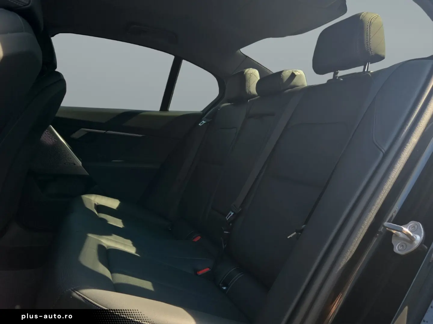 BMW 520d Limousine Leder Head up H&K 360  Virtual