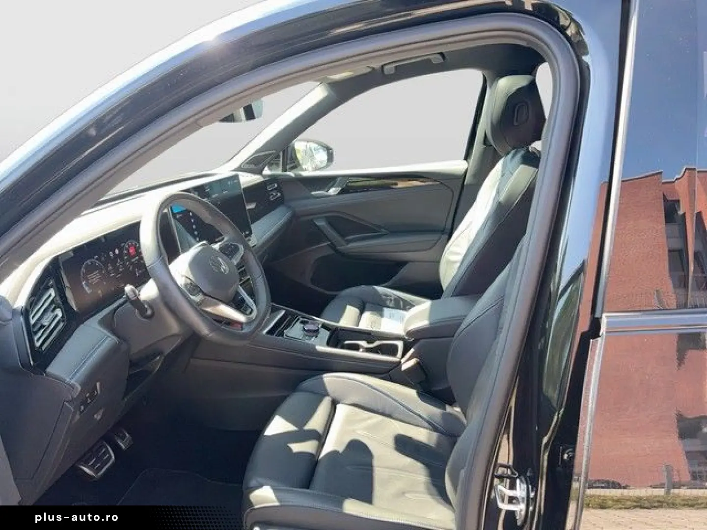 VW Tiguan 2.0 TDI DSG 4M R-Line ACC NAV AHK HUD H K