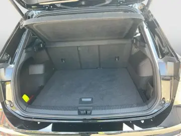 VW Tiguan 2.0 TDI DSG 4M R-Line ACC NAV AHK HUD H K