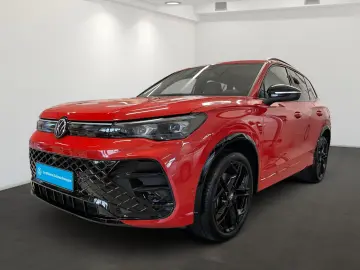 VW Tiguan 2.0 TDI 4M R-Line  AHK PANO NAVI KAMERA