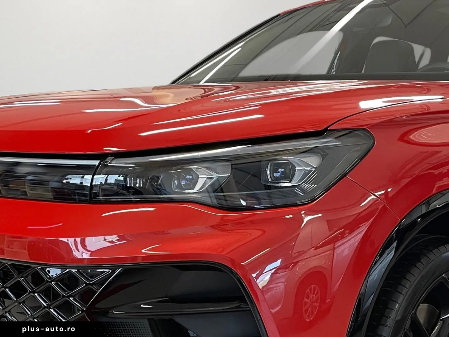 VW Tiguan 2.0 TDI 4M R-Line  AHK PANO NAVI KAMERA
