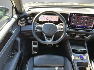 VW Tiguan R-Line 2.0TDI DSG 4M  AHK 360  PANO STDHZ