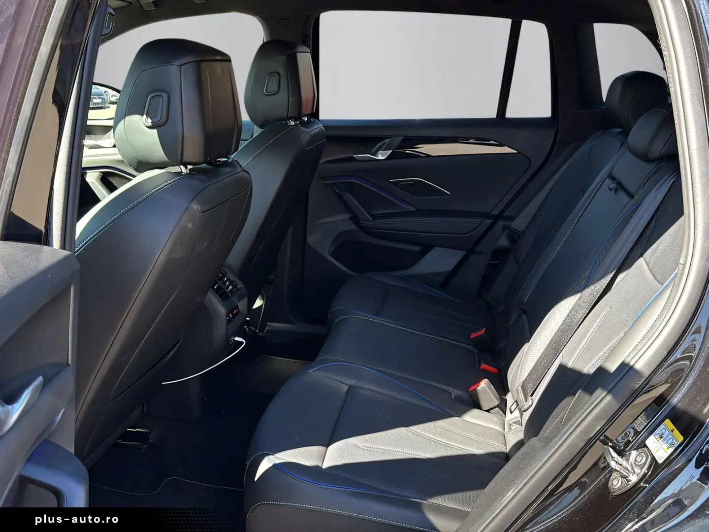 VW Tiguan R-Line 2.0TDI DSG 4M  AHK 360  PANO STDHZ