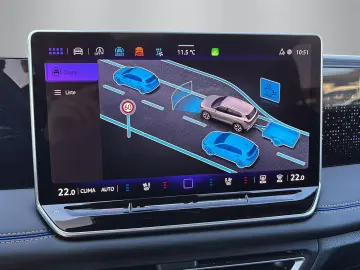 VW Tiguan R-Line 2.0TDI DSG 4M  AHK 360  PANO STDHZ