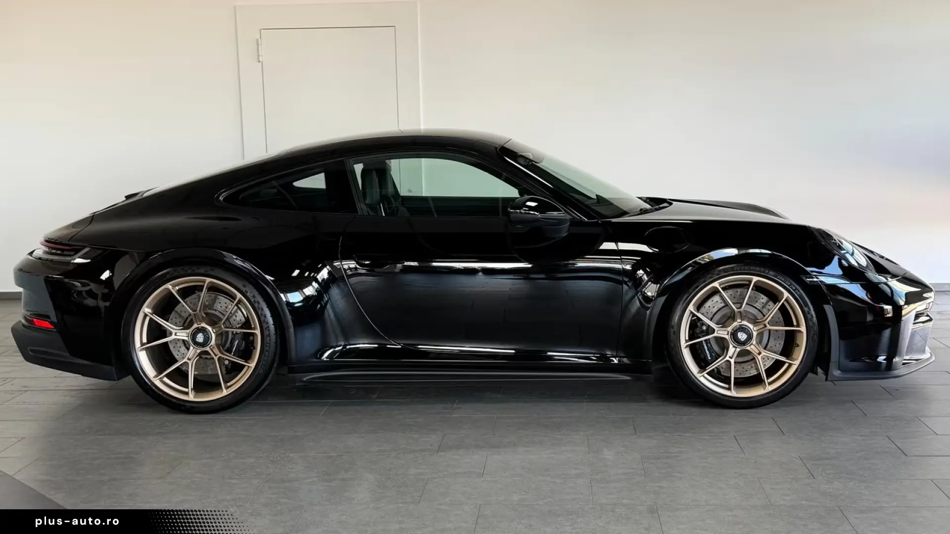 Porsche 992 GT3 Touring LIFT SCALe Approved 02.27