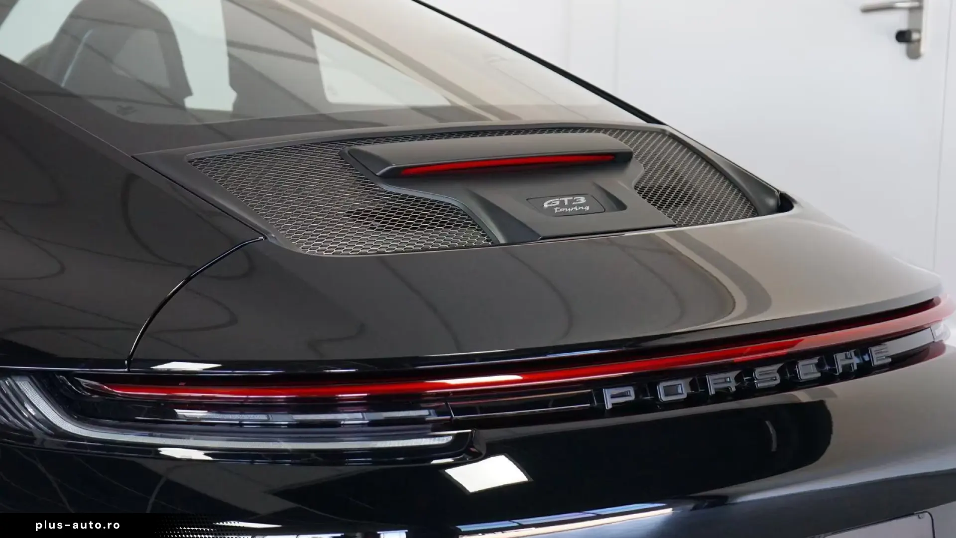 Porsche 992 GT3 Touring LIFT SCALe Approved 02.27