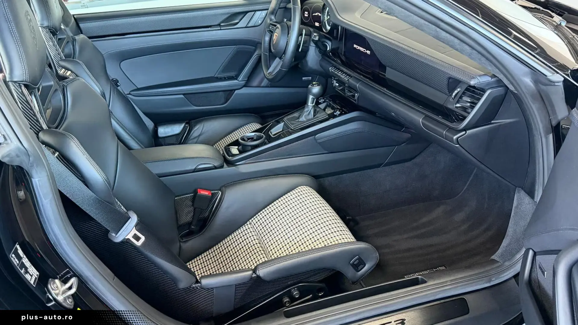 Porsche 992 GT3 Touring LIFT SCALe Approved 02.27