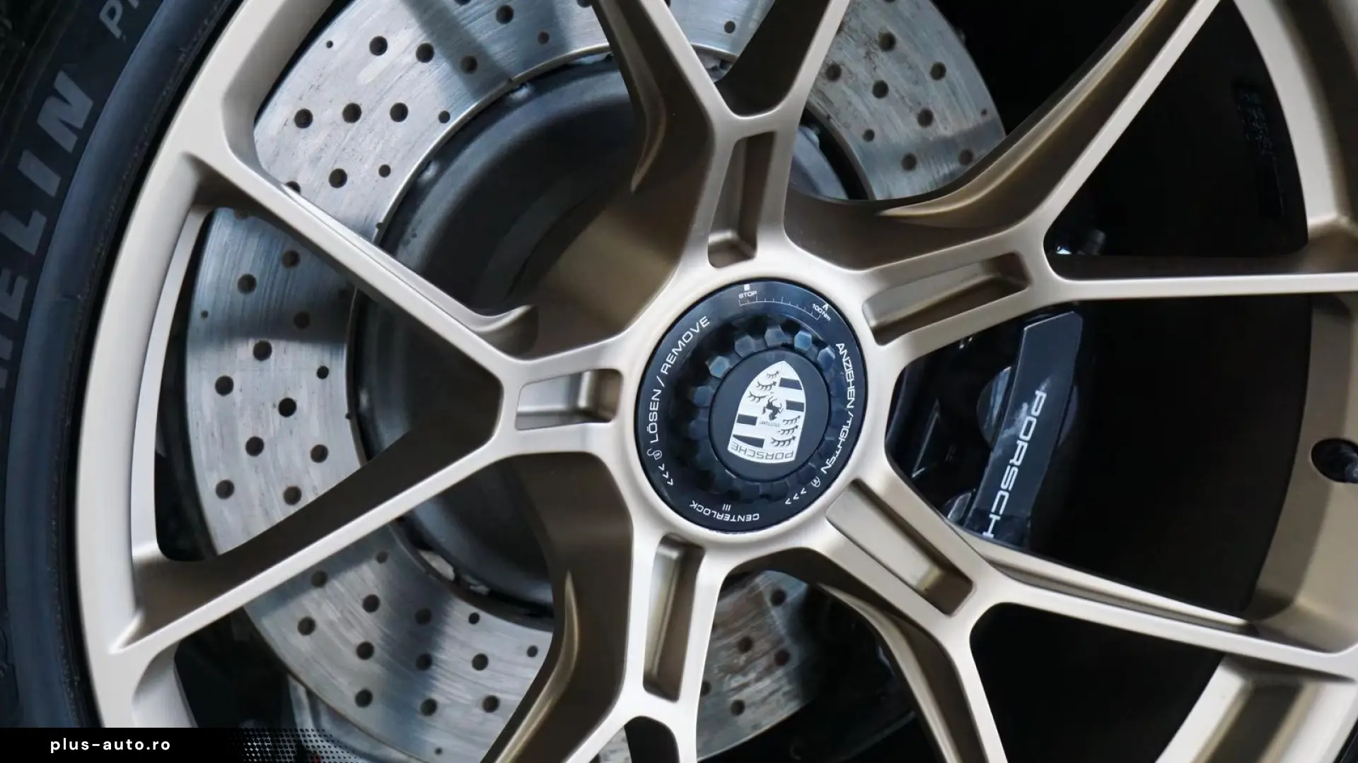 Porsche 992 GT3 Touring LIFT SCALe Approved 02.27