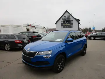 SKODA Karoq Ambition 2.0TDI DSG  NAVI Sitzheizung Temp