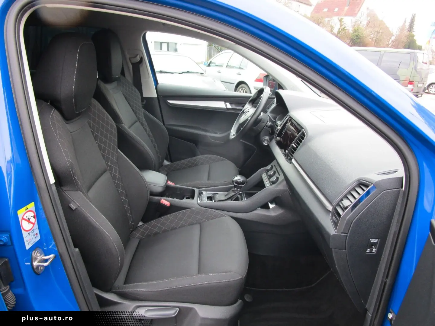 SKODA Karoq Ambition 2.0TDI DSG  NAVI Sitzheizung Temp