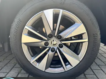 SKODA Karoq  2.0 TDI Tour
